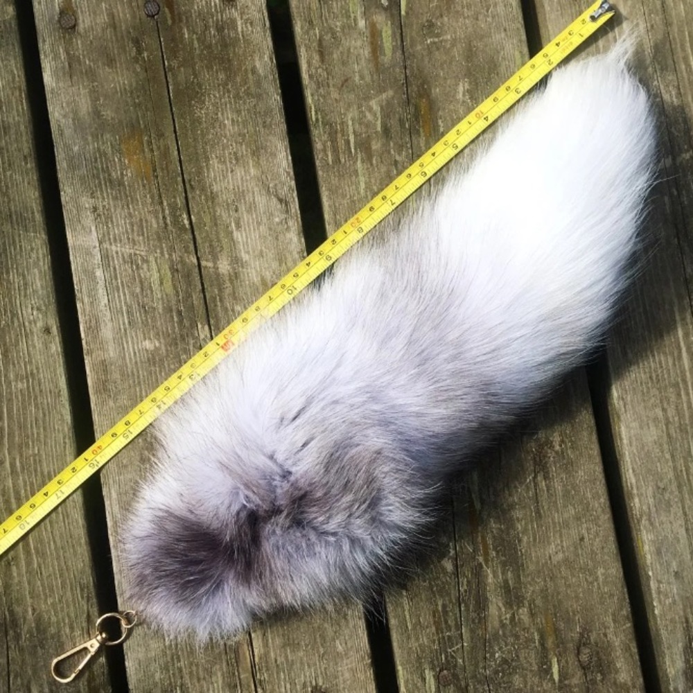 Large Real Random Color Surprise Fox Tail Keychain Charm - Picture 4 of 7